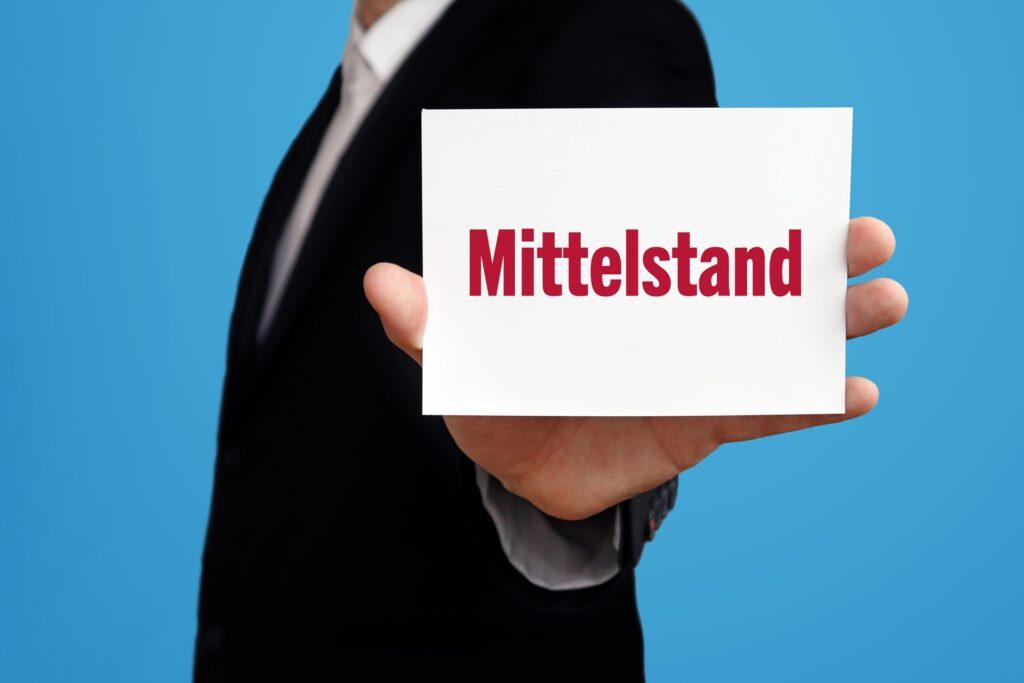 Karte mit Schriftzug Mittelstand | Füllstandsanzeige Zisterne
